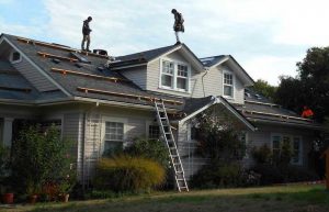 Need a new roof? Let the specialists at Tom Roof Roofing quickly and affordably help you.