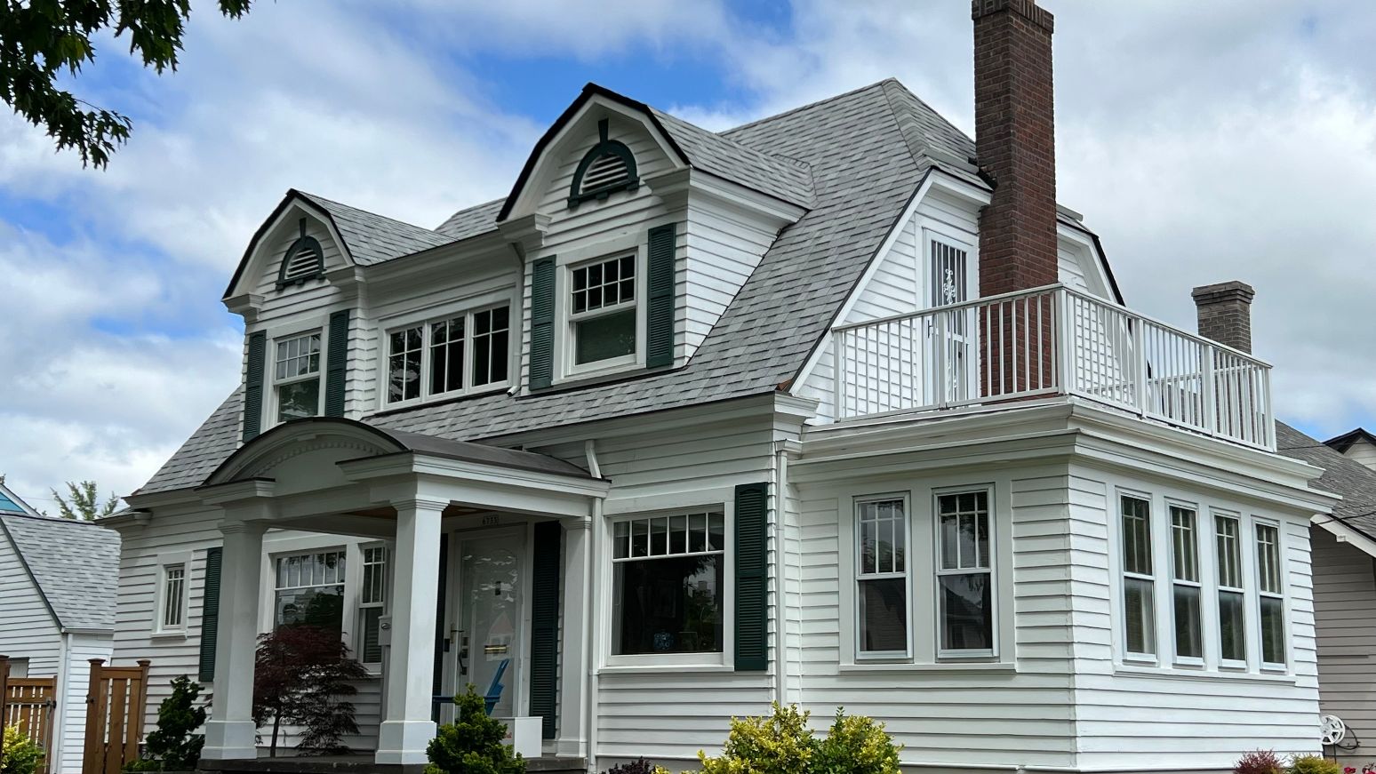 Portland roofing contractors restoration of historical home roofs